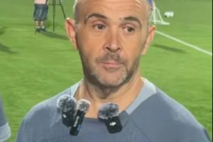 星空体育app官方网站-文化输出！南京队主帅接受埃菲社采访：苏超90%球员都有全职工作