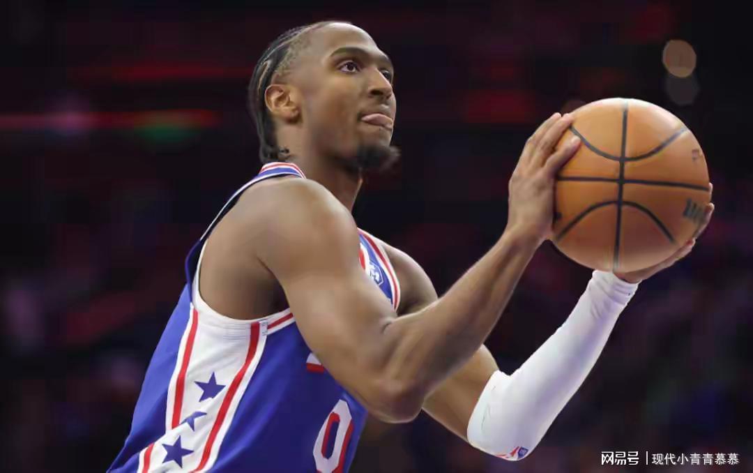 星空体育app下载-都说你2亿太贵，如今超越亚历山大，成联盟第一，还打成球队老大